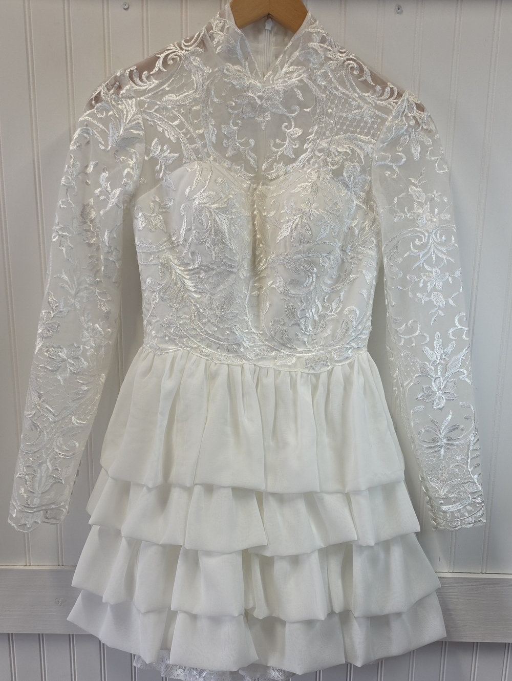 White New Embroidered Lace Long Sleeve Tiered Ruffled Mini Dress Size 2